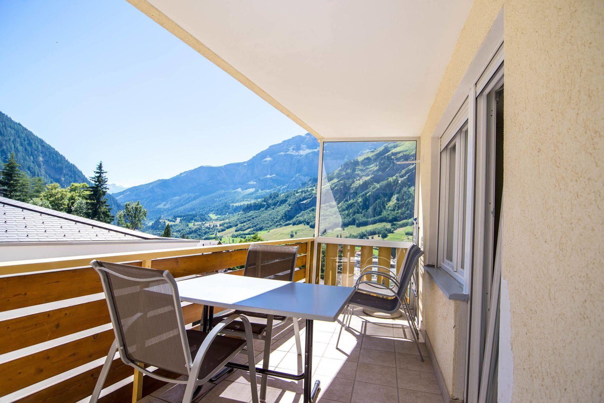 Haus Cristal Appartement Leukerbad Buitenkant foto
